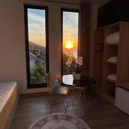 Four Generation Hotel Široka Kültér fotó