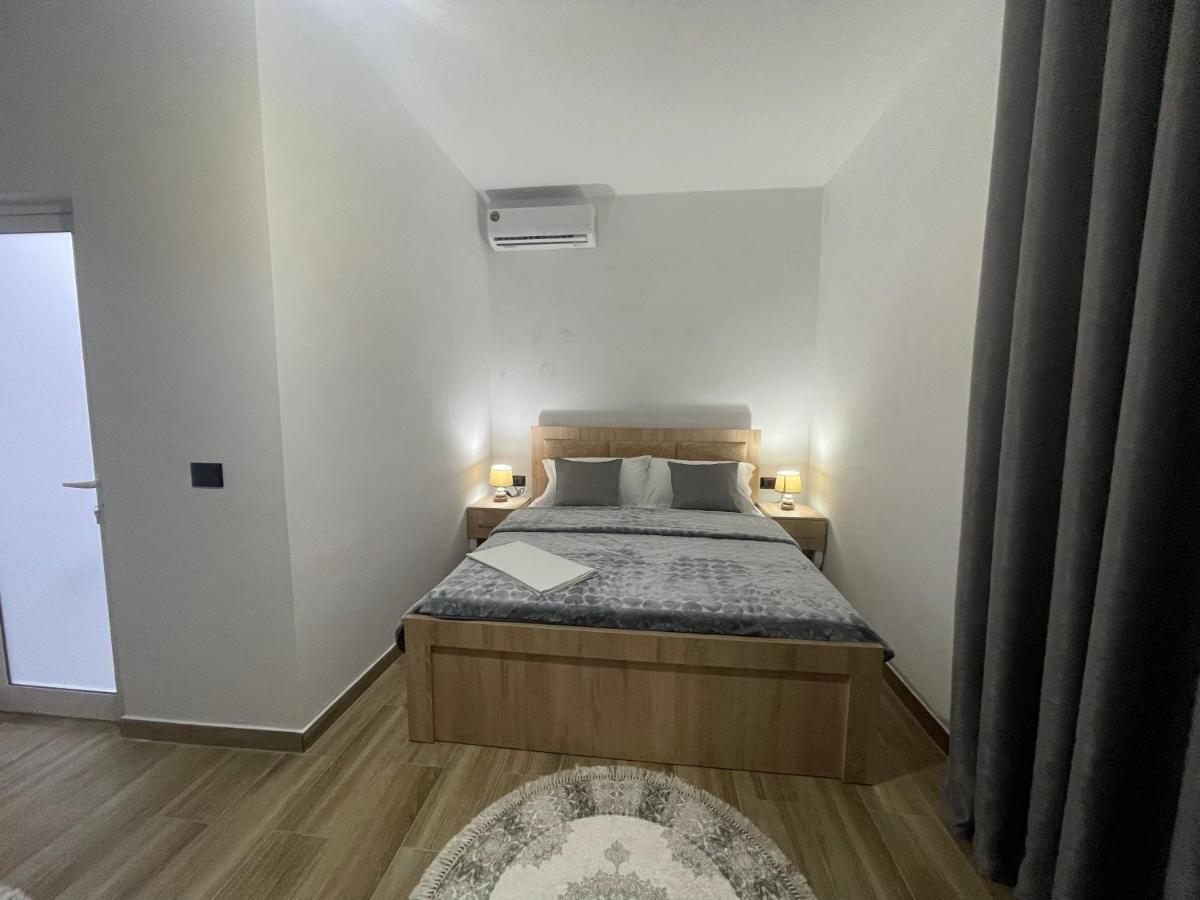 Four Generation Hotel Široka Kültér fotó