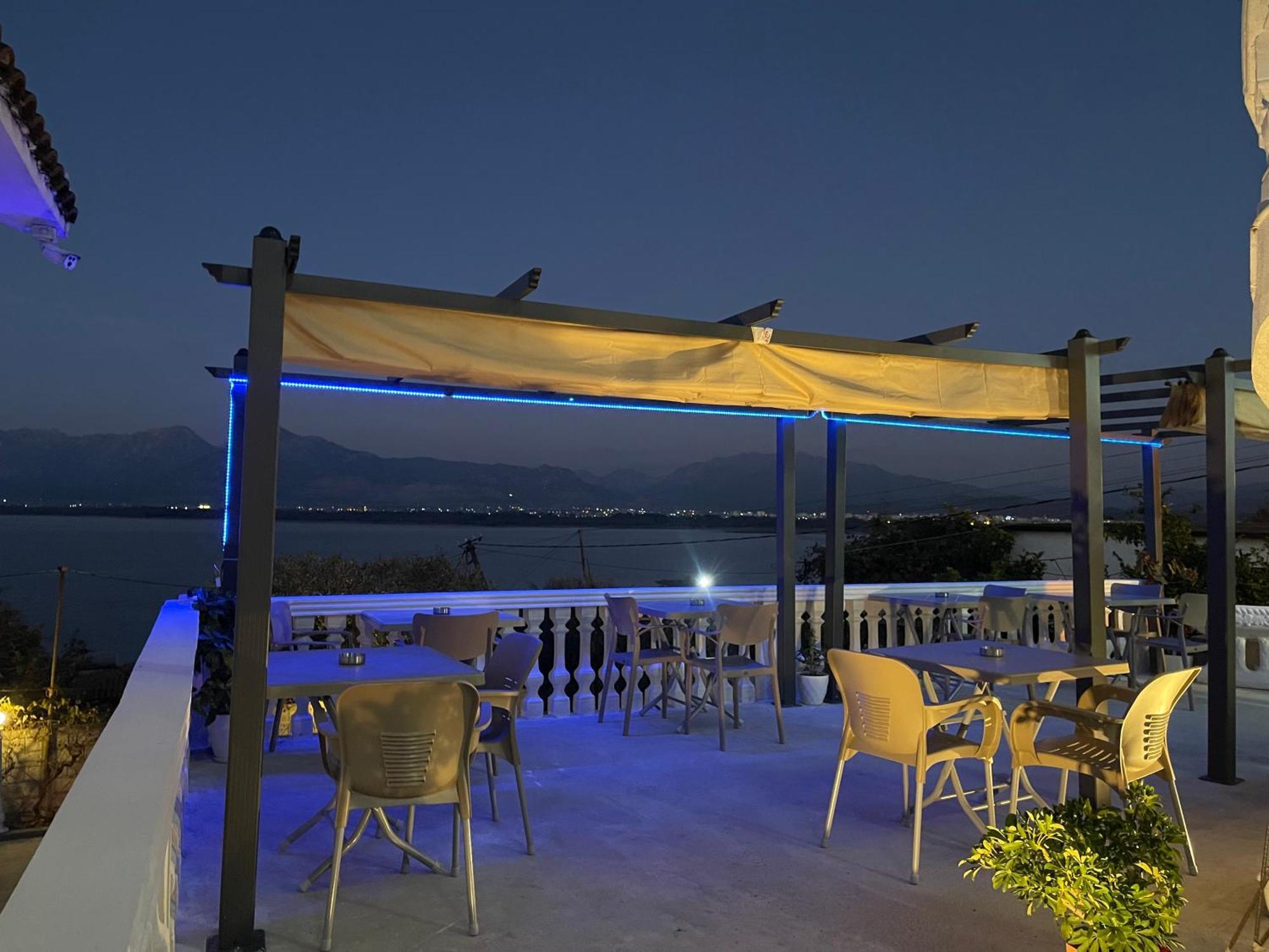 Four Generation Hotel Široka Kültér fotó